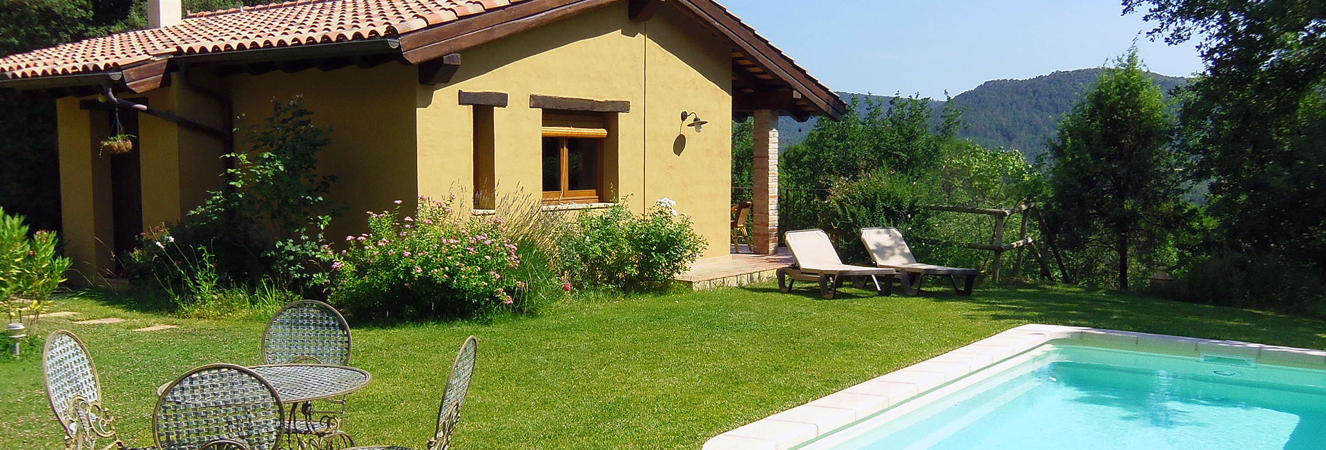 Casa de lloguer amb jardi i piscina a Girona